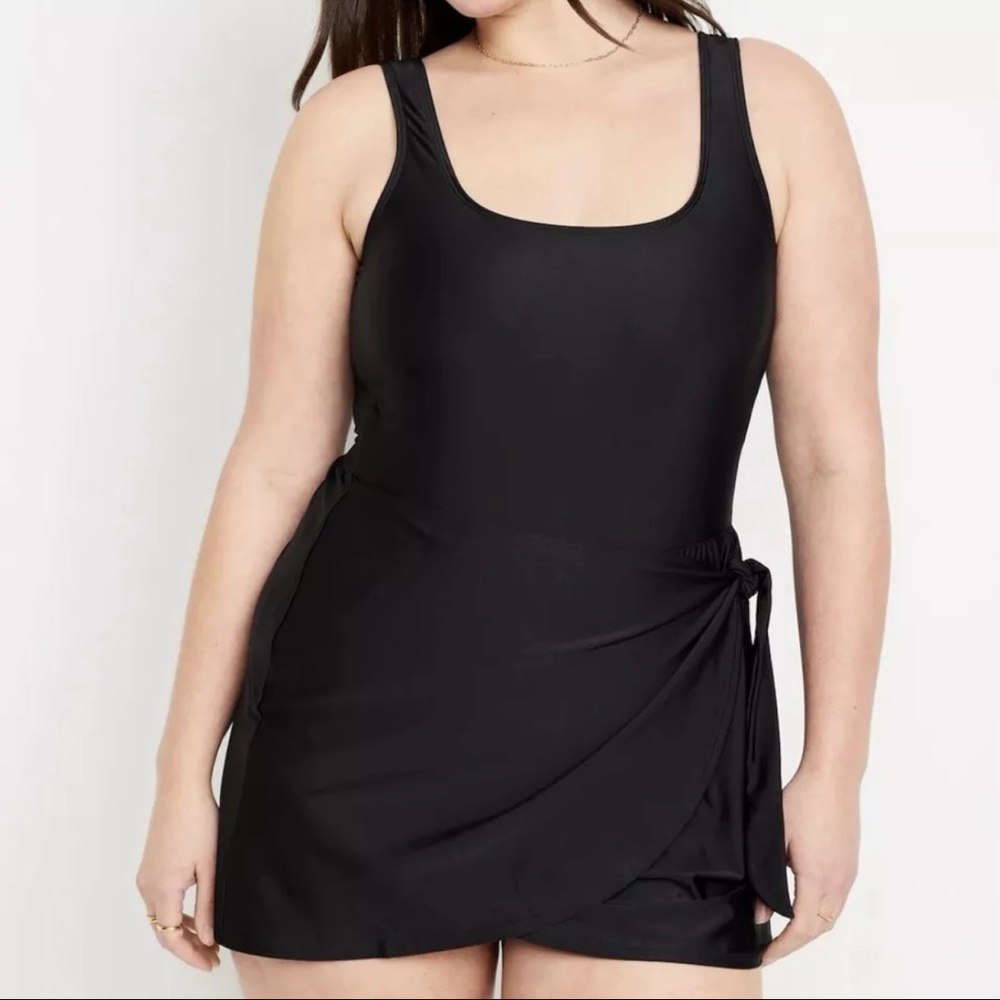 Old Navy Side Tie Swim Dress Swimsuit Size 4X Black Bathing Suit Modest Beach
